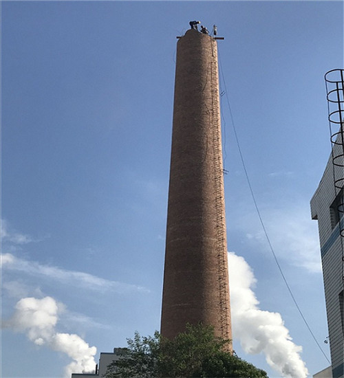 广州烟囱拆除公司：技能高超 万物蓬发